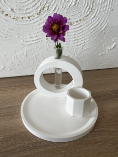 Minimalistická dekorace na stůl White