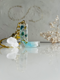 Přívěsek s květinou L